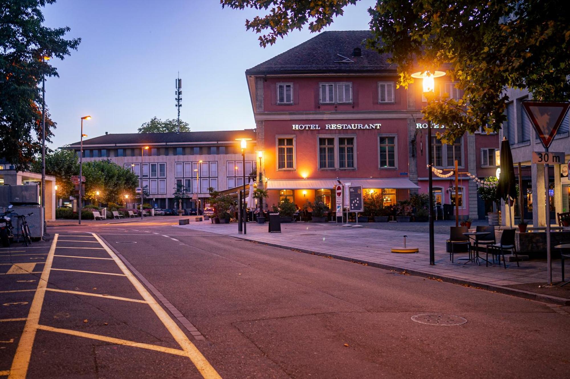 Hotel Rotes Haus Брюг Екстериор снимка
