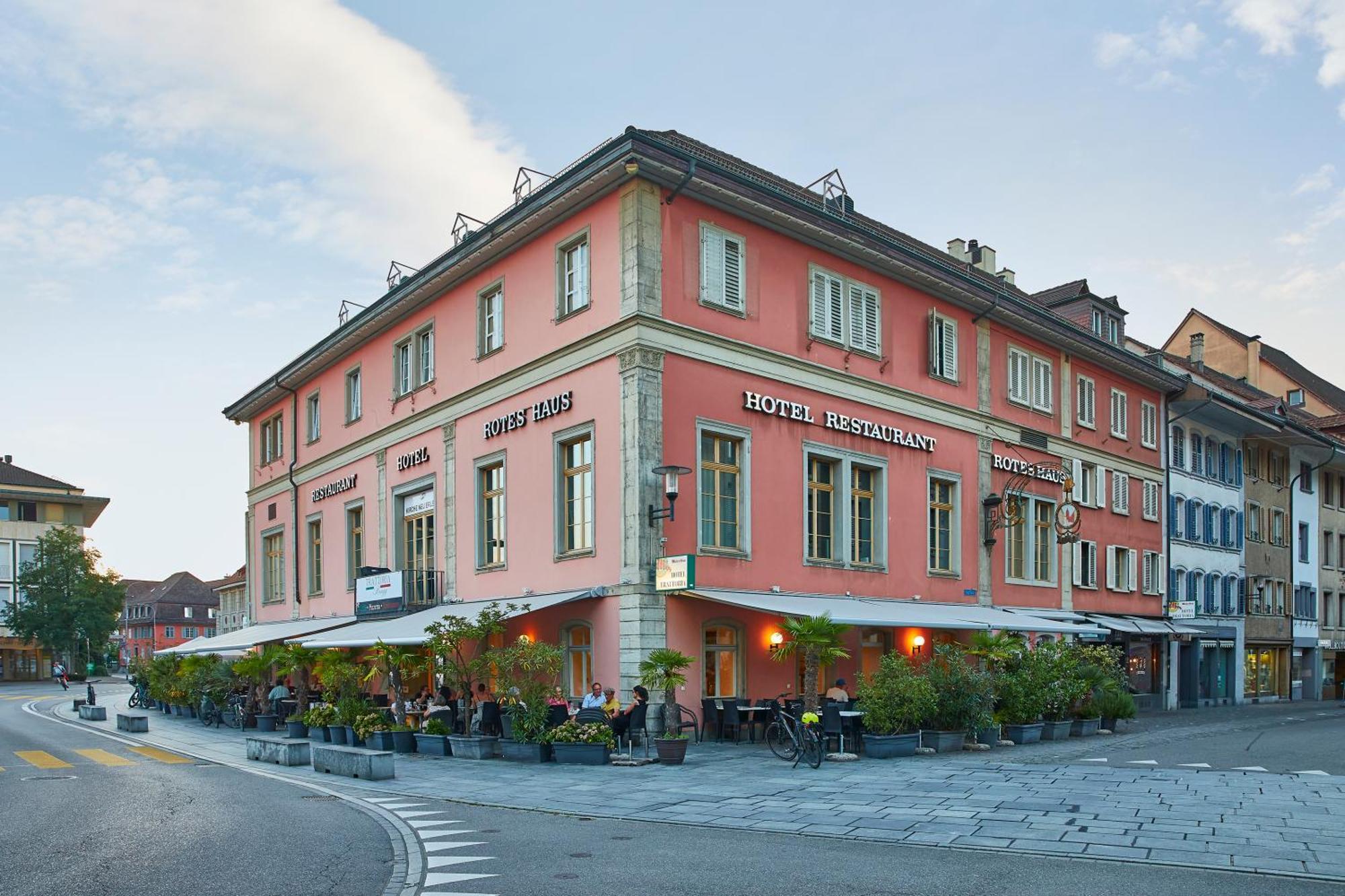 Hotel Rotes Haus Брюг Екстериор снимка